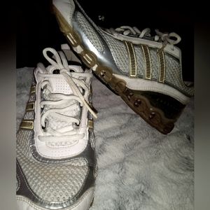 Women's Adidas size 9 bounce